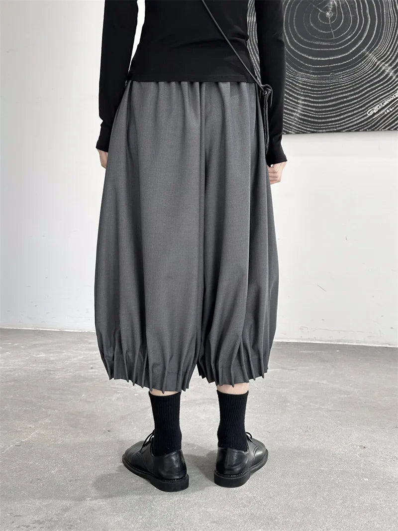 Puffed Clown-Style Mid-Calf Trousers