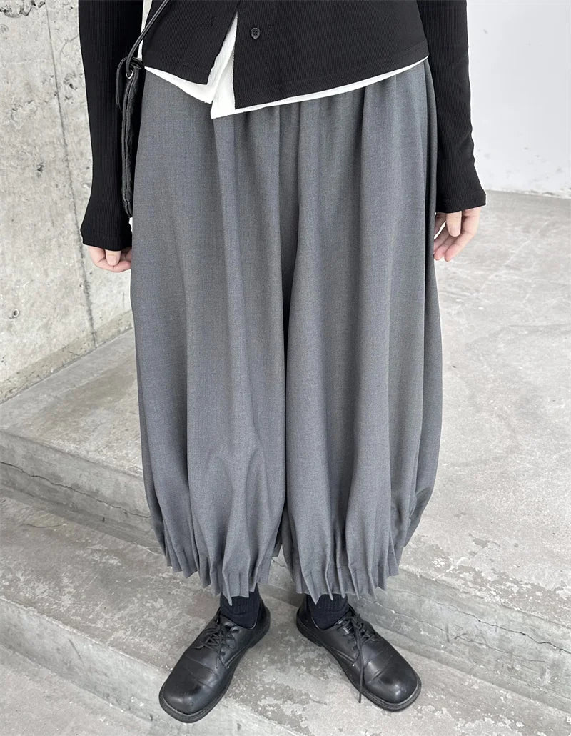 Puffed Clown-Style Mid-Calf Trousers