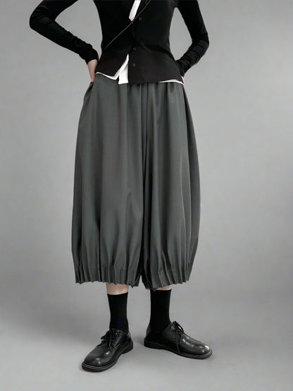 Puffed Clown-Style Mid-Calf Trousers