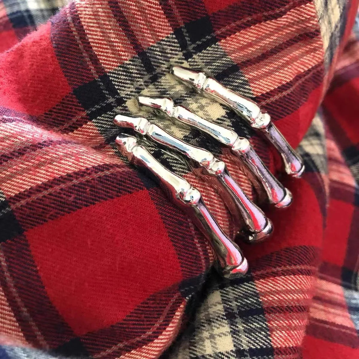Skeleton Grip Alloy Bracelet